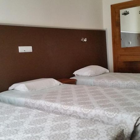 Pensao Lourenco Curia Oda fotoğraf